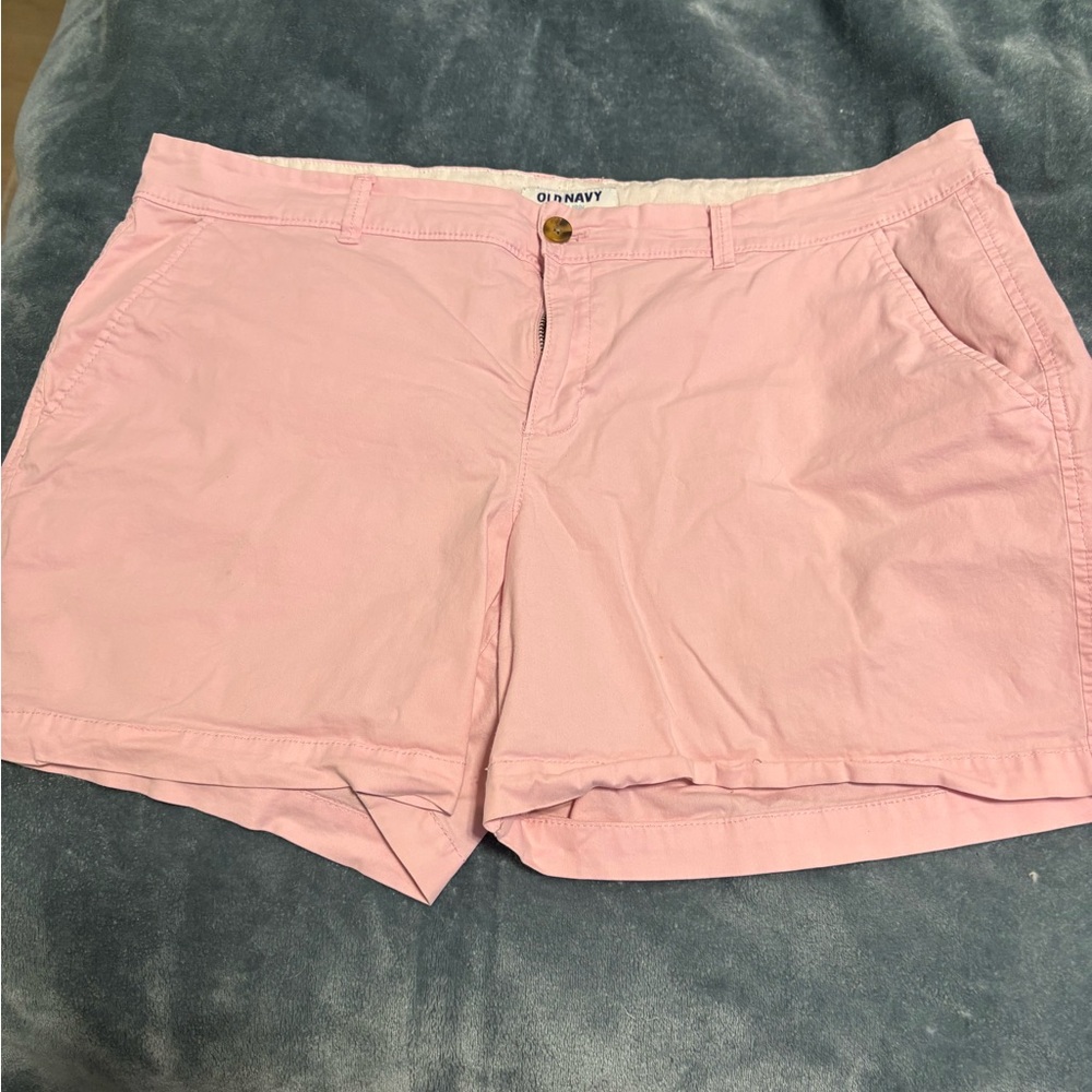 Old Navy Light Pink Women's Bermudas